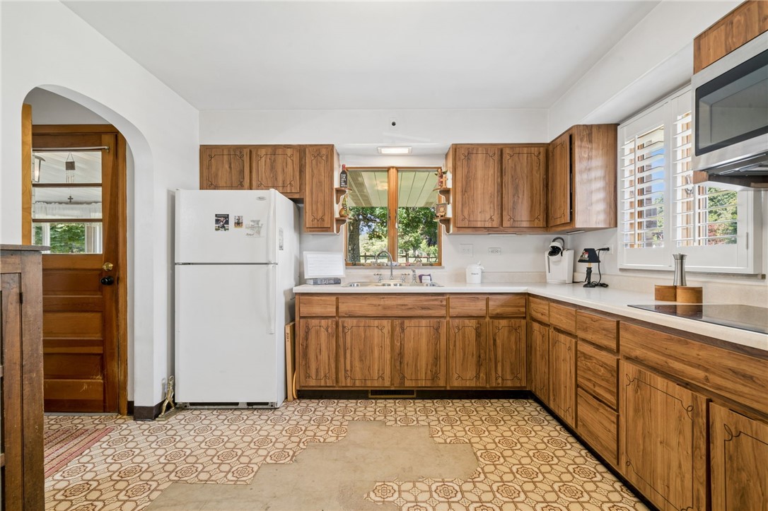 629 Sandy Hill