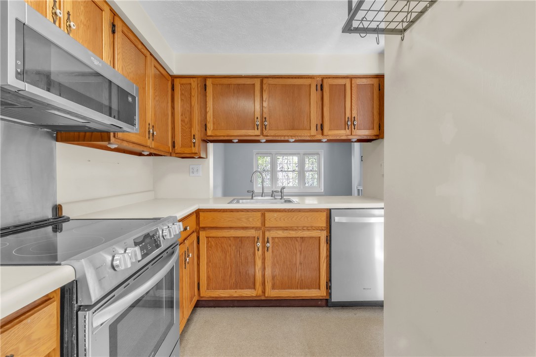 1408 Timberidge Dr Dr, Bethel Park, Pennsylvania image 10