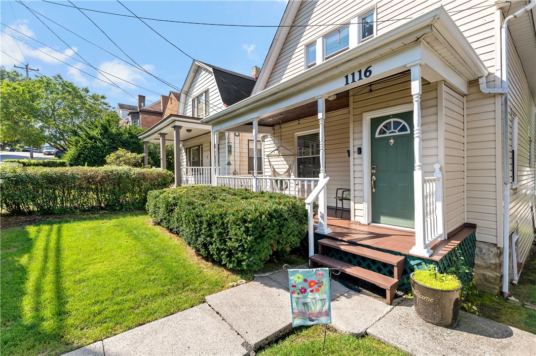 1116 Woodbourne Ave