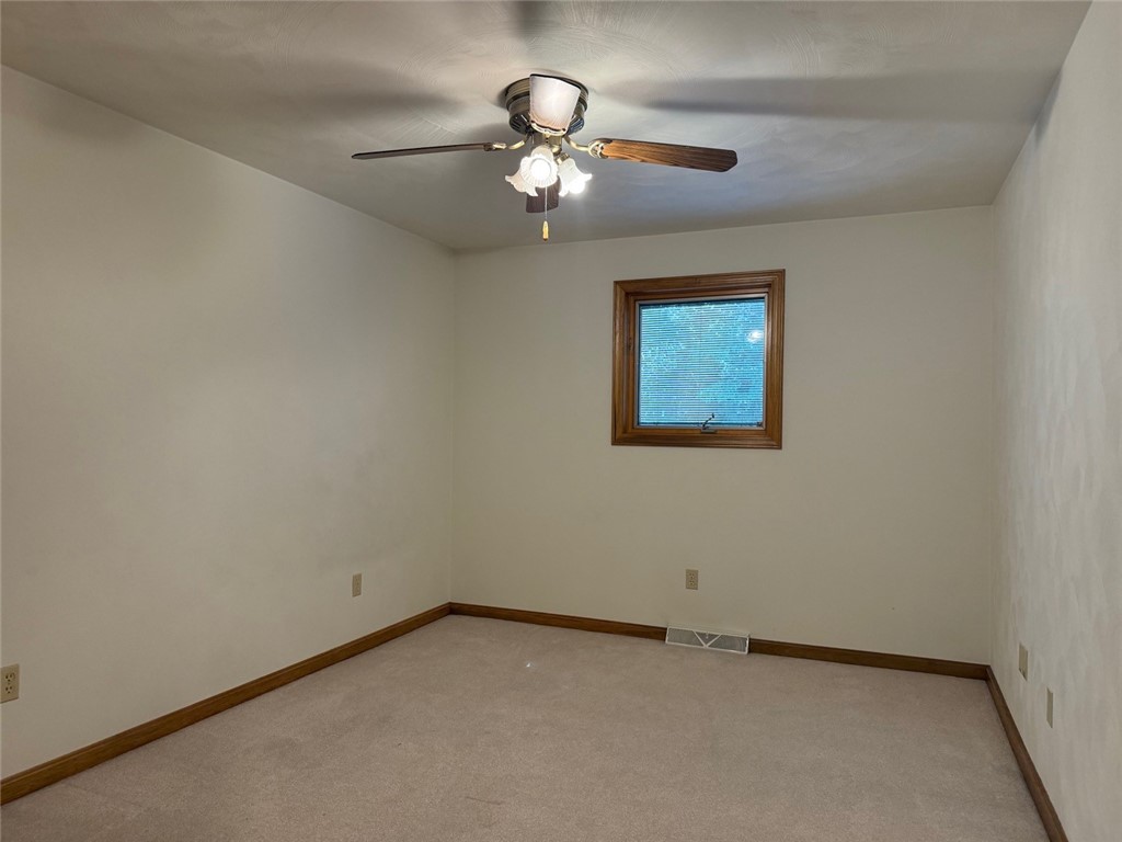 Murrysville, Pennsylvania 15644, United States, 3 Bedrooms Bedrooms, ,3 BathroomsBathrooms,Residential,Active,190857