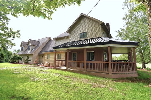 Photo for 842 Fredonia Rd