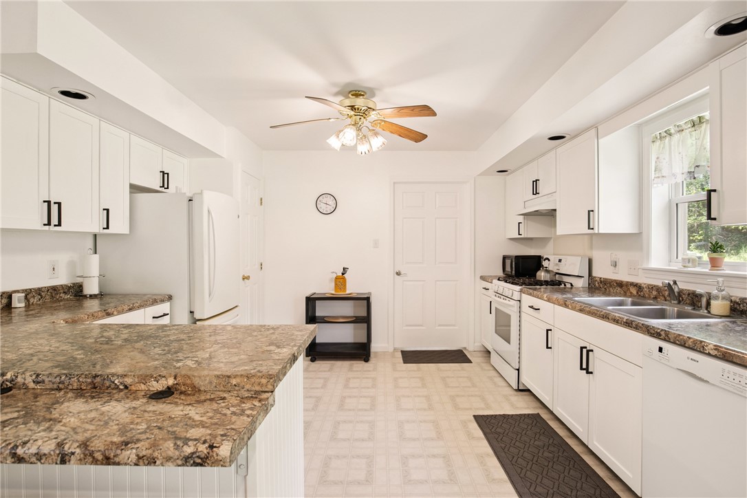 Jennerstown Boro, Pennsylvania 15531, United States, 3 Bedrooms Bedrooms, ,2 BathroomsBathrooms,Residential,Active,170683