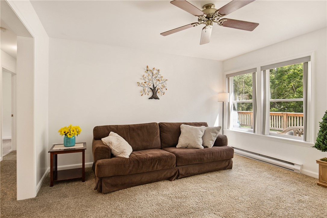 Jennerstown Boro, Pennsylvania 15531, United States, 3 Bedrooms Bedrooms, ,2 BathroomsBathrooms,Residential,Active,170683