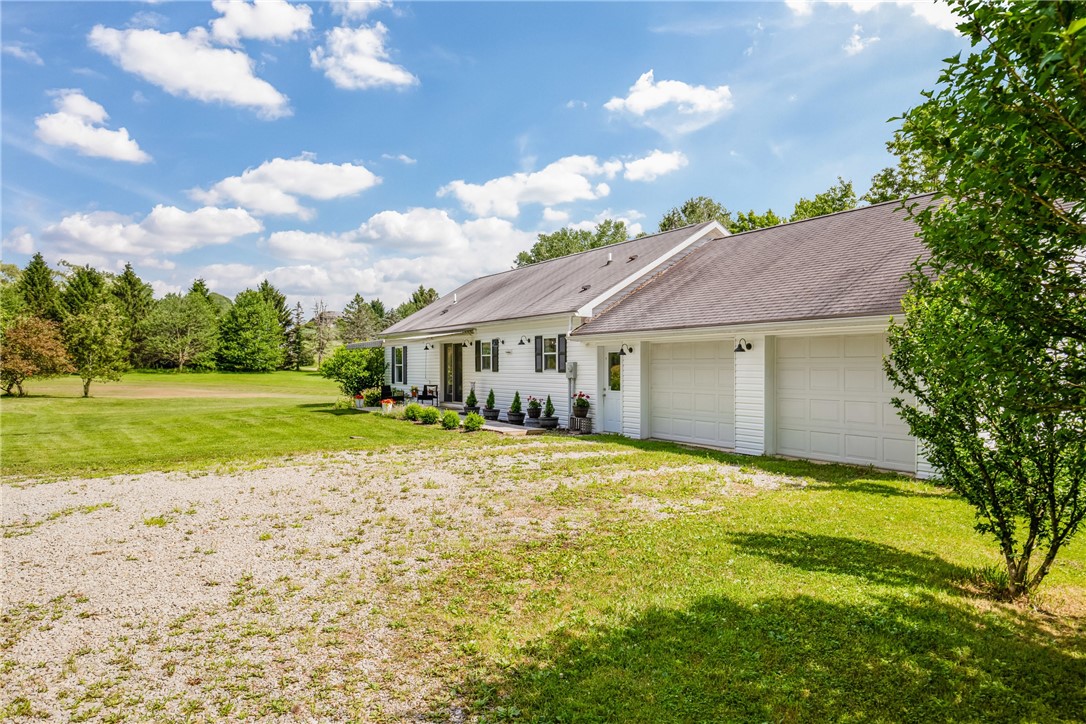 Jennerstown Boro, Pennsylvania 15531, United States, 3 Bedrooms Bedrooms, ,2 BathroomsBathrooms,Residential,Active,170683