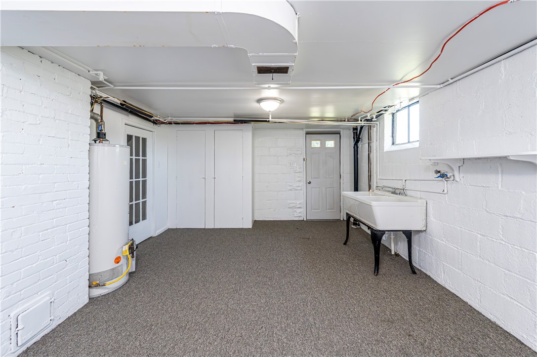 Jeannette, Pennsylvania 15644, United States, 2 Bedrooms Bedrooms, ,2 BathroomsBathrooms,Residential,Active,177901