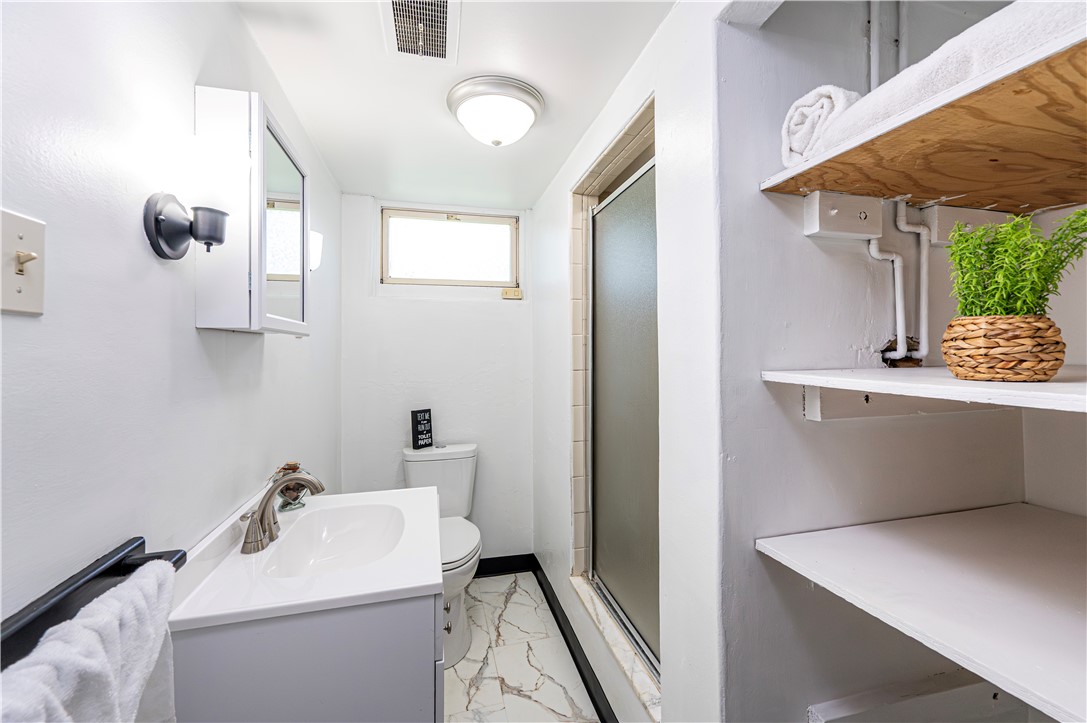 Jeannette, Pennsylvania 15644, United States, 2 Bedrooms Bedrooms, ,2 BathroomsBathrooms,Residential,Active,177901