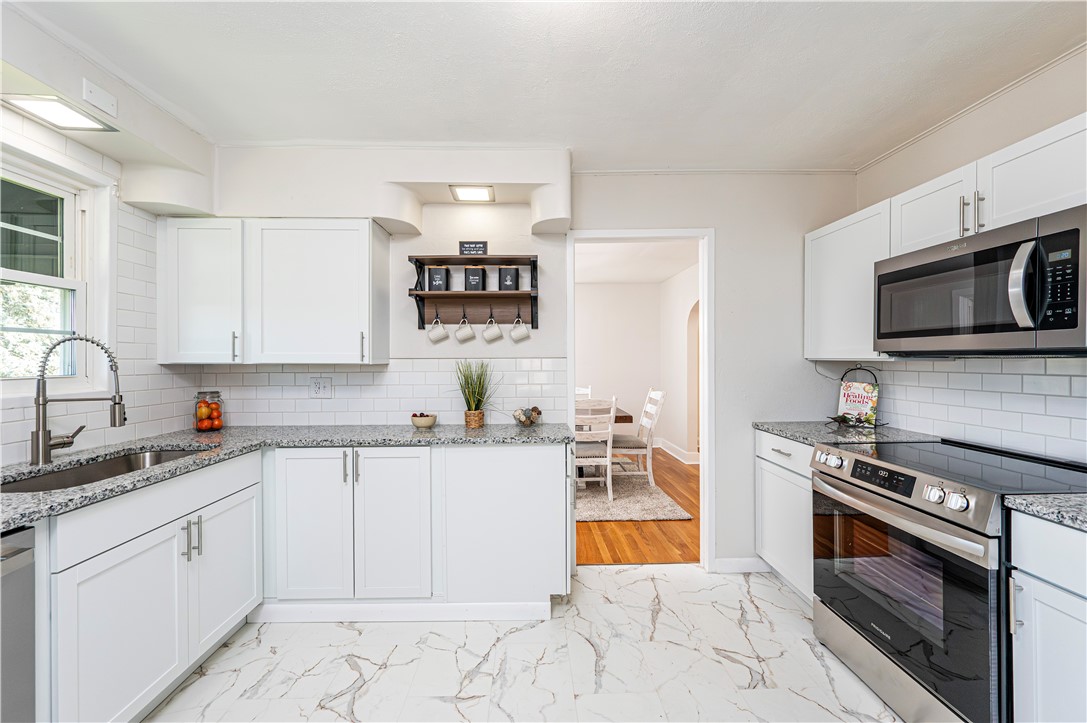 Jeannette, Pennsylvania 15644, United States, 2 Bedrooms Bedrooms, ,2 BathroomsBathrooms,Residential,Active,177901