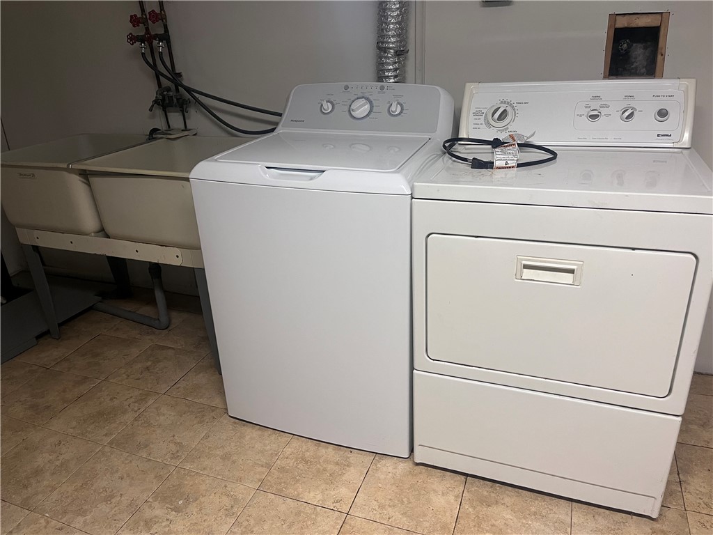 Lawrenceville, Pennsylvania 15201, United States, 2 Bedrooms Bedrooms, ,1 BathroomBathrooms,Residential,Active,13315