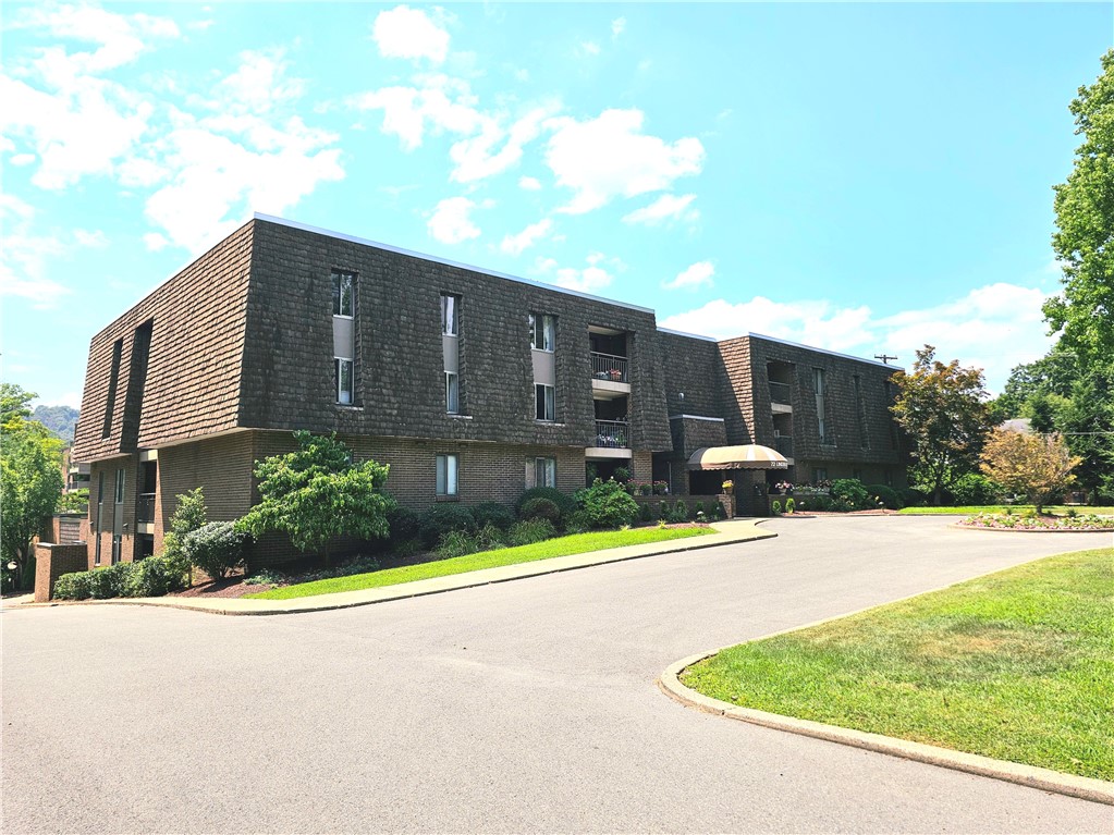 72 LINDEN PLACE 36