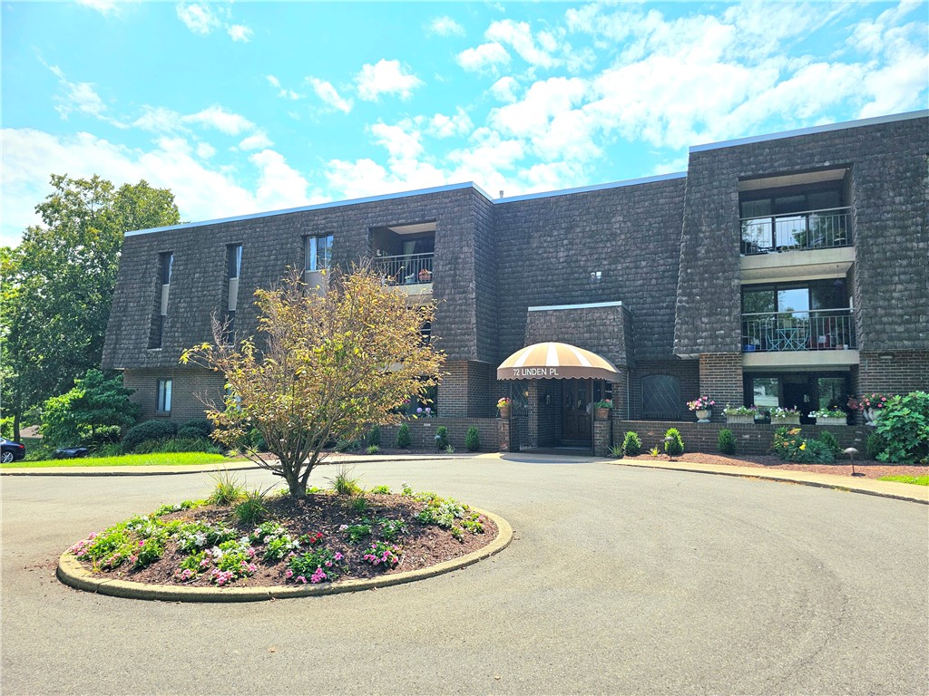 72 LINDEN PLACE 36