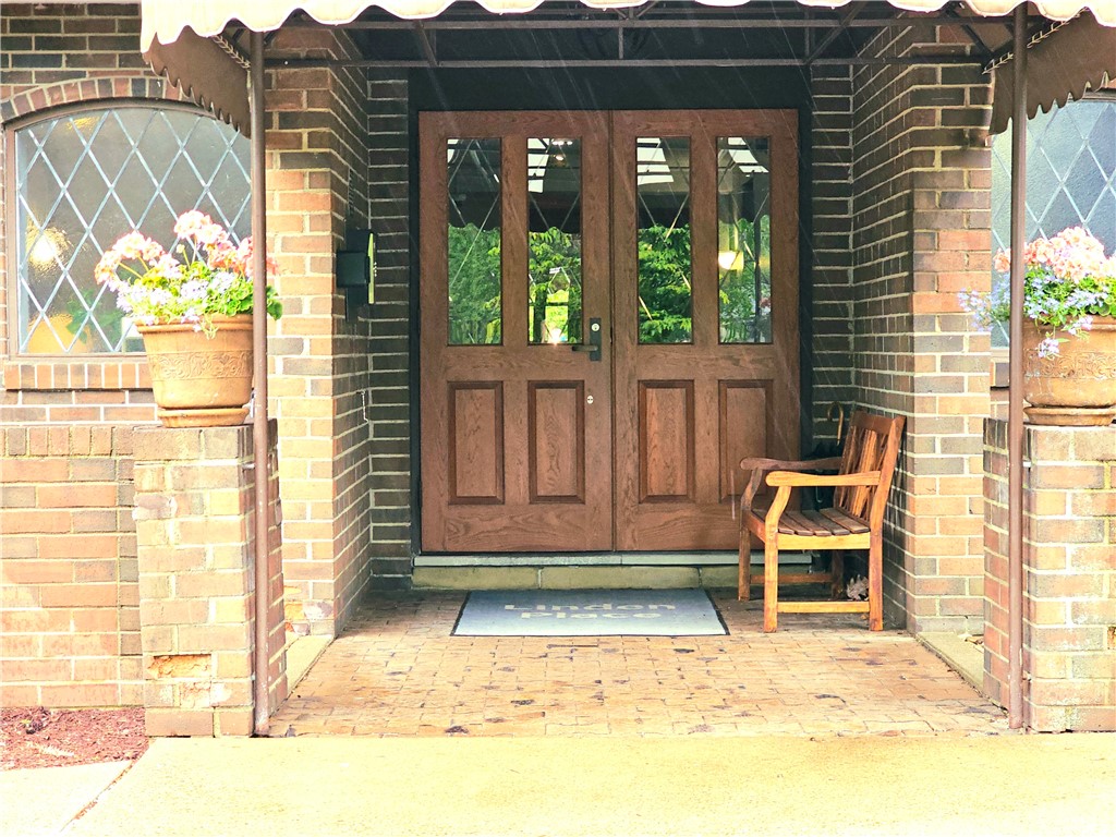 72 LINDEN PLACE 36