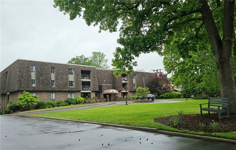 72 LINDEN PLACE 36 Sewickley PA 15143