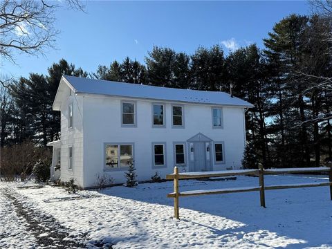 Photo of 25 Waterford Pike, Oley, PA 19547 (MLS # 1732930)