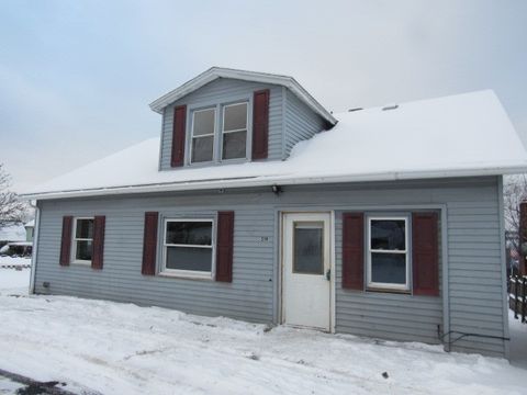 Single Family Residence in Meyersdale Boro PA 519 Beachley St St.jpg