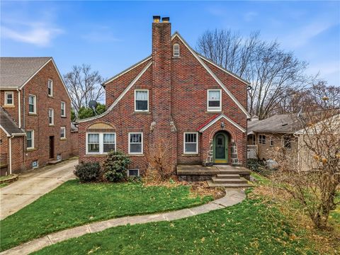 Homes For Sale - 479 Carley Ave Ave<br/> Sharon, PA 16146