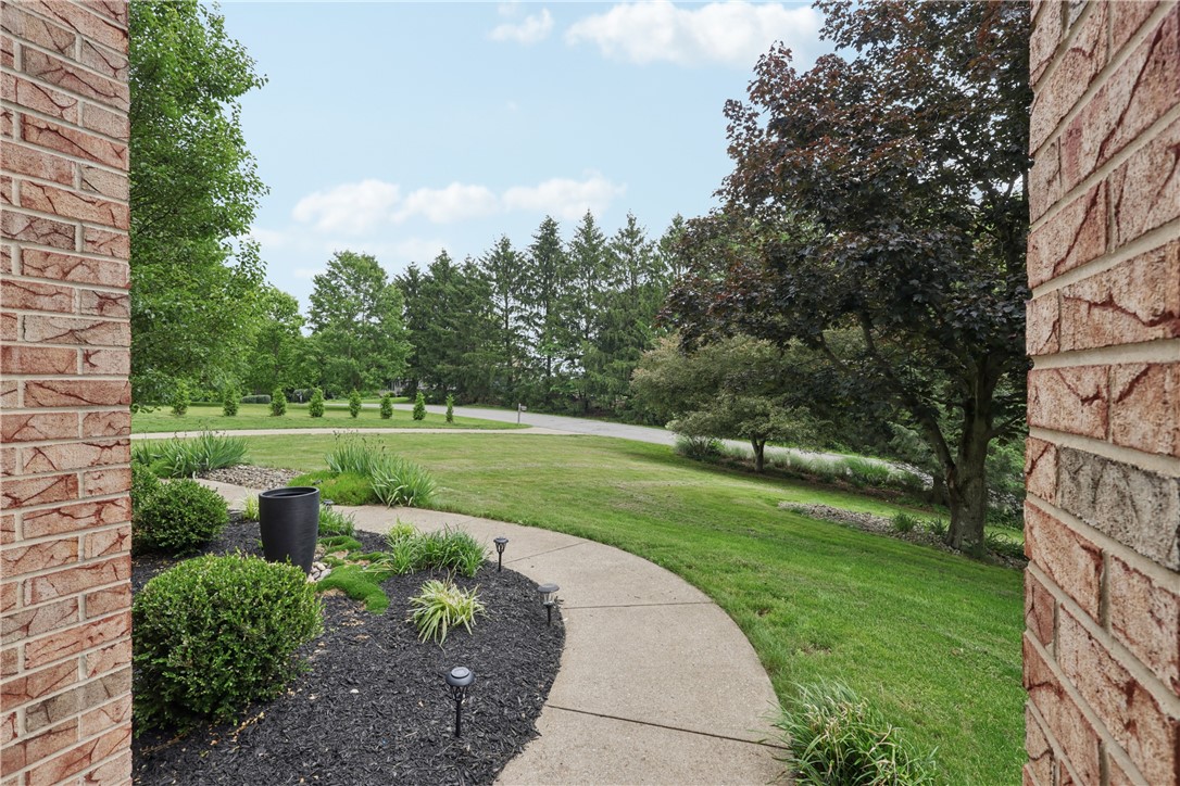108 Ascot Ct