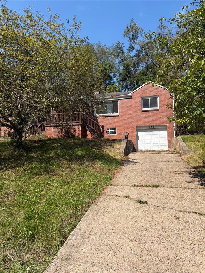 Photo 1 of 10 — 875 Desiderio Blvd, Clairton, PA 15025