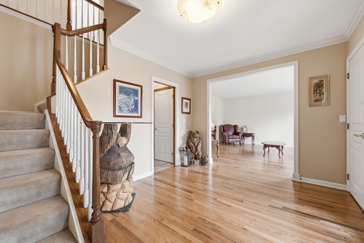 2608 Carriage House Drive