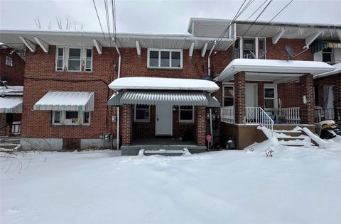 Photo of 1007 Wool St, Duquesne, PA 15110 (MLS # 1740557)