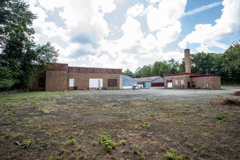 Photo of 45 W Kerr Street, Uniontown, PA 15401 (MLS # 1726691)