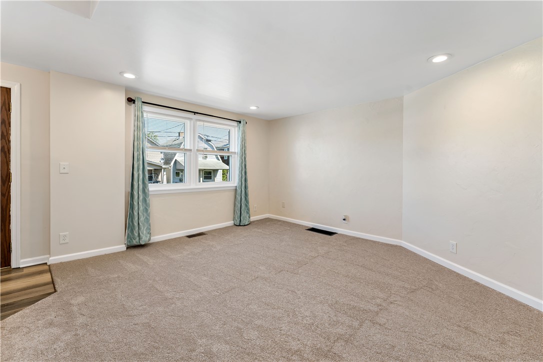 357 Gregg St