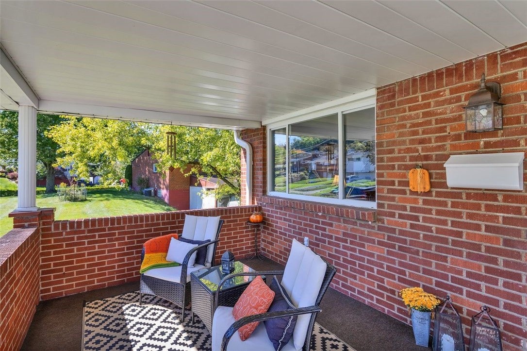 820 Niagara Drive