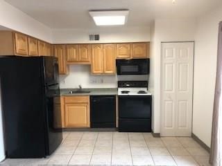 Oakland, Pennsylvania 15213, United States, 1 Bedroom Bedrooms, ,1 BathroomBathrooms,Residential,Active,124658