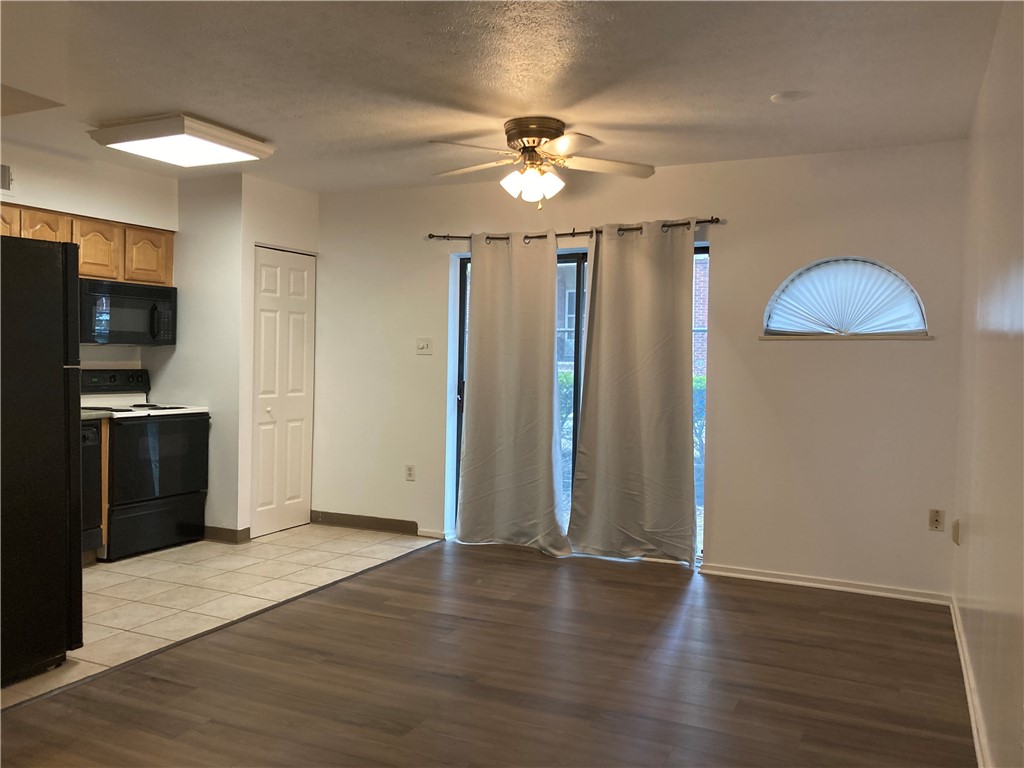 Oakland, Pennsylvania 15213, United States, 1 Bedroom Bedrooms, ,1 BathroomBathrooms,Residential,Active,124658