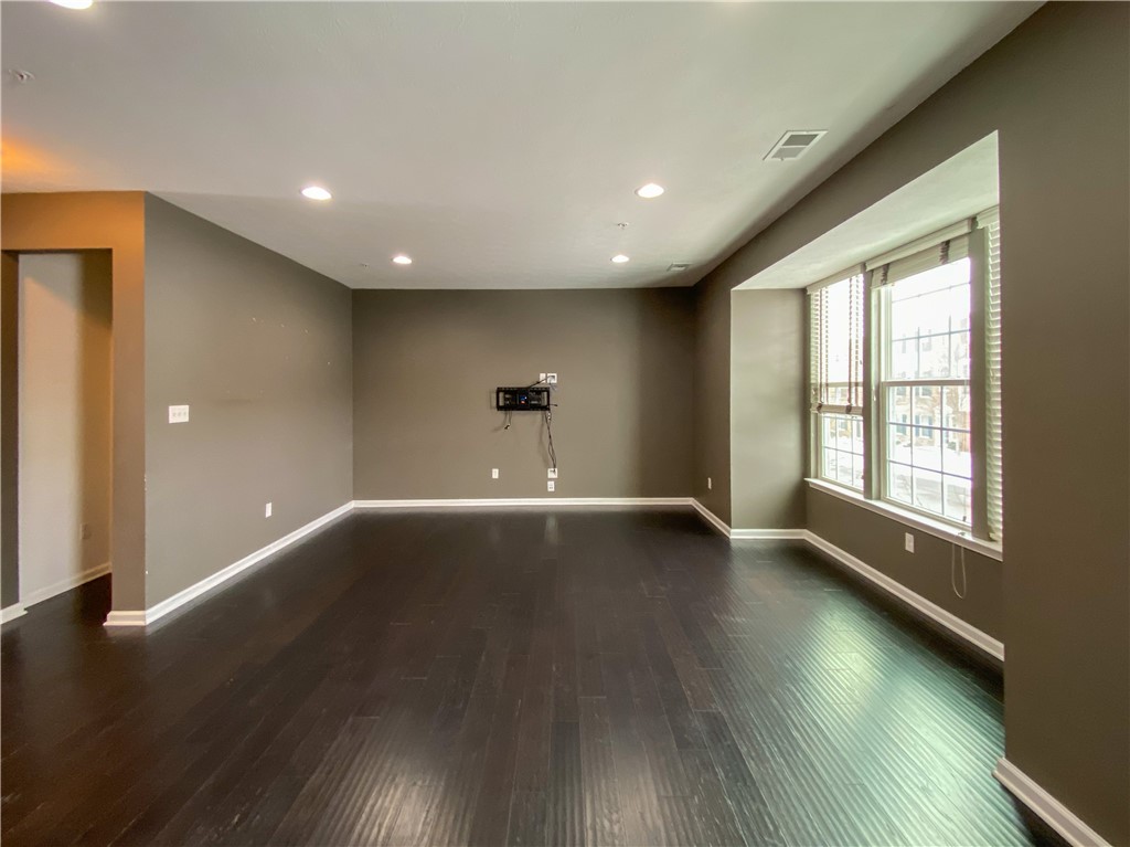 1822 Rutgers Ln