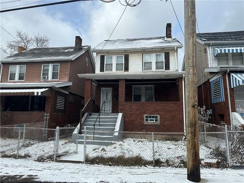 Photo of 1821 Montier St, Pittsburgh, PA 15221 (MLS # 1740004)