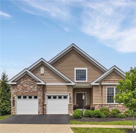 Condo For Sale - 303 Jefferson Ln Ln<br/> Cranberry Twp, PA 16066