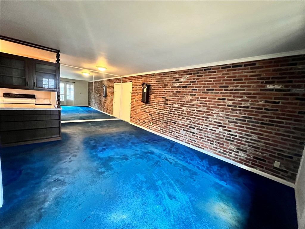 Scott Twp - Sal, Pennsylvania 15216, United States, 2 Bedrooms Bedrooms, ,1 BathroomBathrooms,Residential,Active,98857