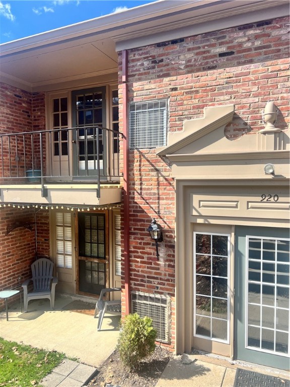 Scott Twp - Sal, Pennsylvania 15216, United States, 2 Bedrooms Bedrooms, ,1 BathroomBathrooms,Residential,Active,98857