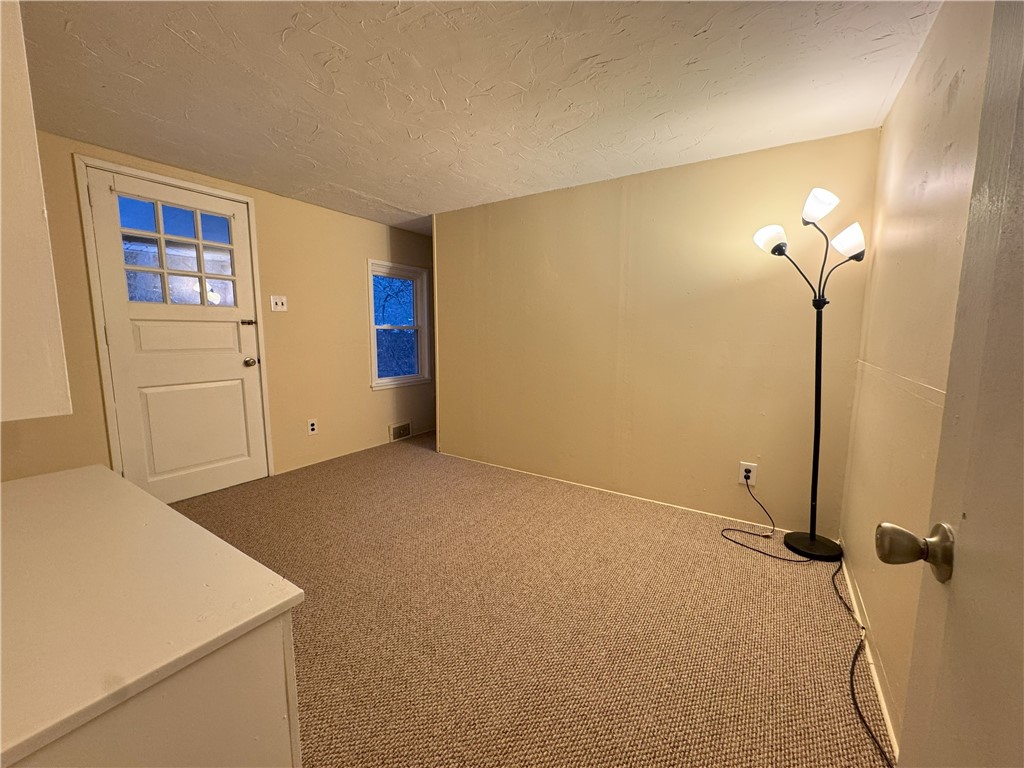 City Of But NW, Pennsylvania 16001, United States, 2 Bedrooms Bedrooms, ,1 BathroomBathrooms,Residential,Active,10969