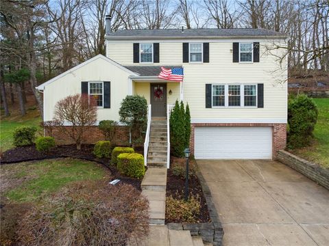 2633 Monterey Dr Upper St Clair PA 15241