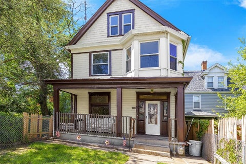 Photo for 1406 Louise St