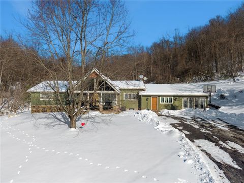 500 Shrader Hollow Road Hempfield Twp PA 15672