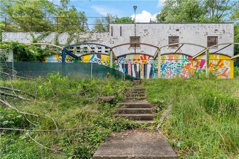 Photo of 101 Hazlett St, Pittsburgh, PA 15214 (MLS # 1743213)