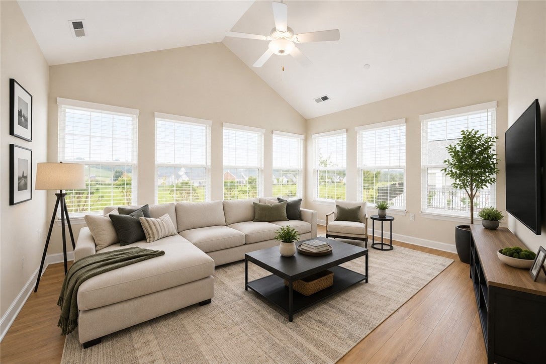 1083 Forest Oaks Drive