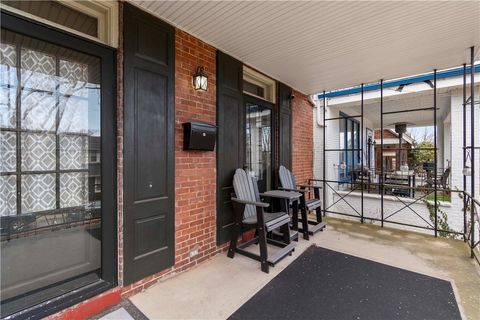 220 Oakview Ave Edgewood PA 15218