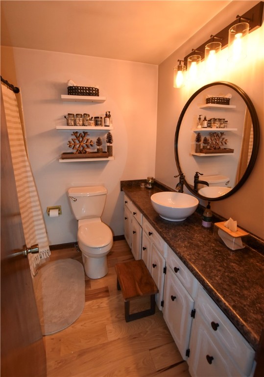 Jefferson Twp - But, Pennsylvania 16002, United States, 3 Bedrooms Bedrooms, ,3 BathroomsBathrooms,Residential,Contingent,24204