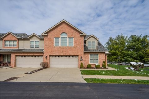 Condo For Sale - 3004 Laura Lane Ln<br/> Washington County, Cecil, PA 15055