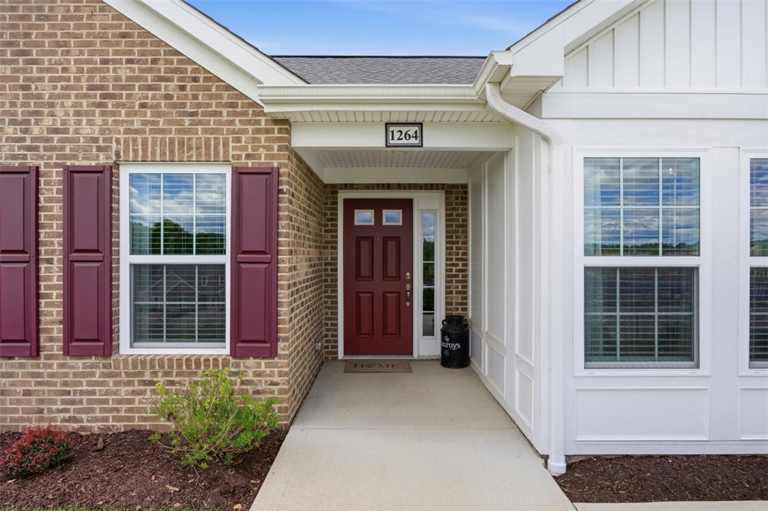 1264 Sandy Ridge Drive