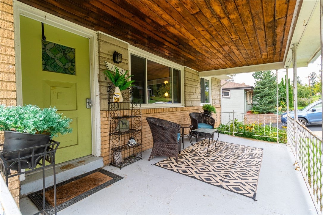 1112 Logan Rd