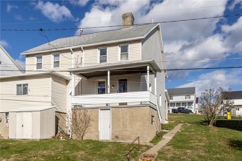 24 Adams St Cokeburg PA 15324