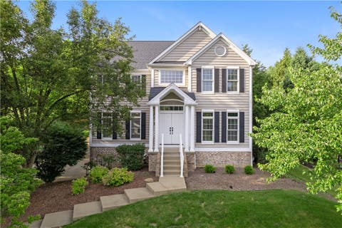 Photo for 1010 South Lake Dr