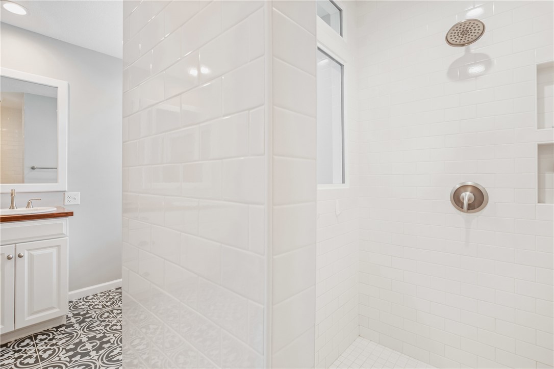 Somerset Boro, Pennsylvania 15501, United States, 5 Bedrooms Bedrooms, ,2 BathroomsBathrooms,Residential,Contingent,85213