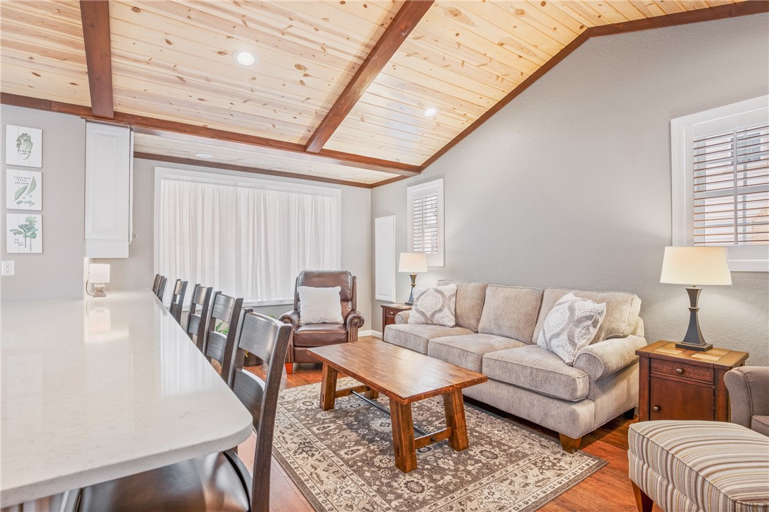 Somerset Boro, Pennsylvania 15501, United States, 5 Bedrooms Bedrooms, ,2 BathroomsBathrooms,Residential,Contingent,85213