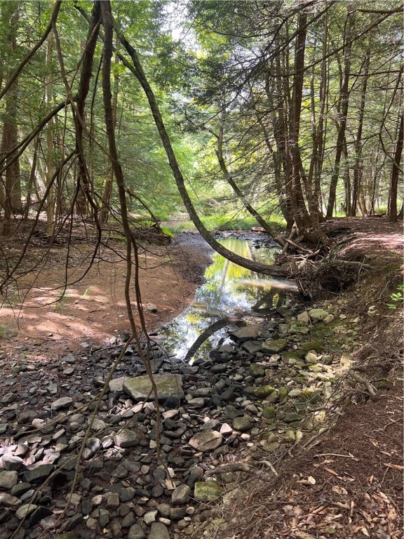 Brush Val/Buffington, Pennsylvania 15765, United States, 2 Bedrooms Bedrooms, ,1 BathroomBathrooms,Residential,Pending,201157