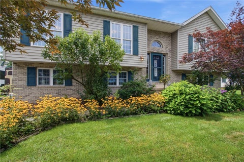 Photo for 123 Fiore Lane